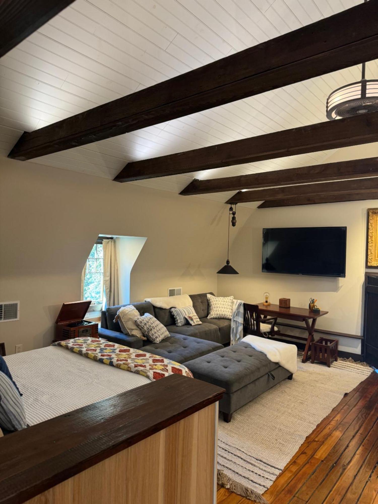 South Broadway Manor B&B - Near Fallingwater, Ohiopyle State Park, Hiking & Biking Trails Gap Scottdale Eksteriør bilde